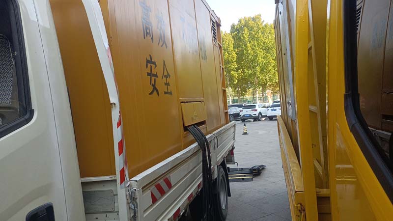 舞阳如何判断柴油发电机组和UPS电源的切换时间是否符合要求？