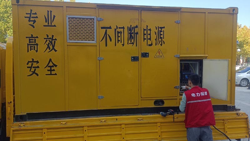 舞阳柴油发电机组和UPS电源配合使用时，如何避免切换过程中的电力中断？